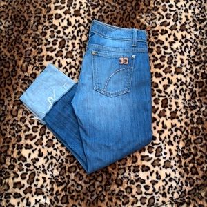 Joe’s Jeans boyfriend style cropped denim